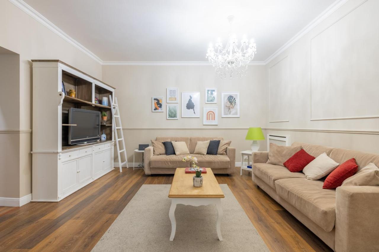 Charming Apartment With Patio A Few Steps From Colosseum Екстер'єр фото