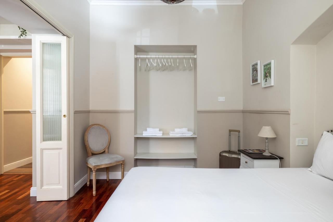 Charming Apartment With Patio A Few Steps From Colosseum Екстер'єр фото