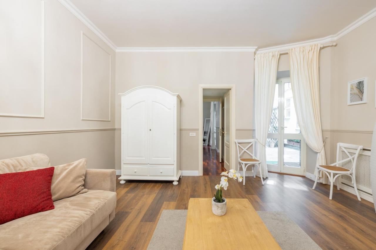 Charming Apartment With Patio A Few Steps From Colosseum Екстер'єр фото